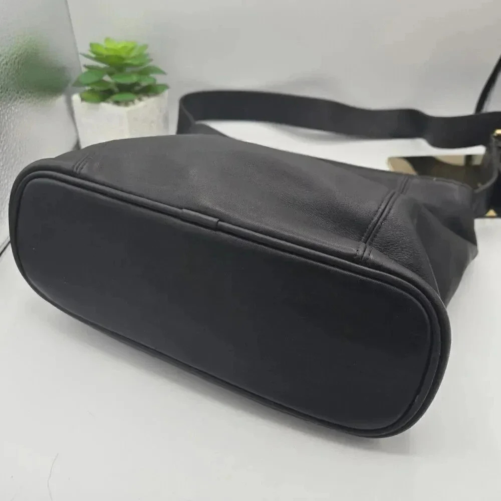 Coach Vintage - Soho Erickson Bucket Bag 4169, Black‎ - United States 1990s - Picture 11 of 11